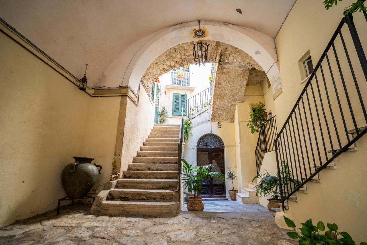 La Casina Nel Centro Apartment Tropea Luaran gambar
