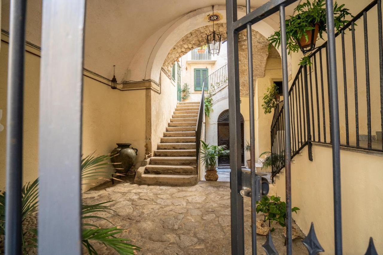 La Casina Nel Centro Apartment Tropea Luaran gambar
